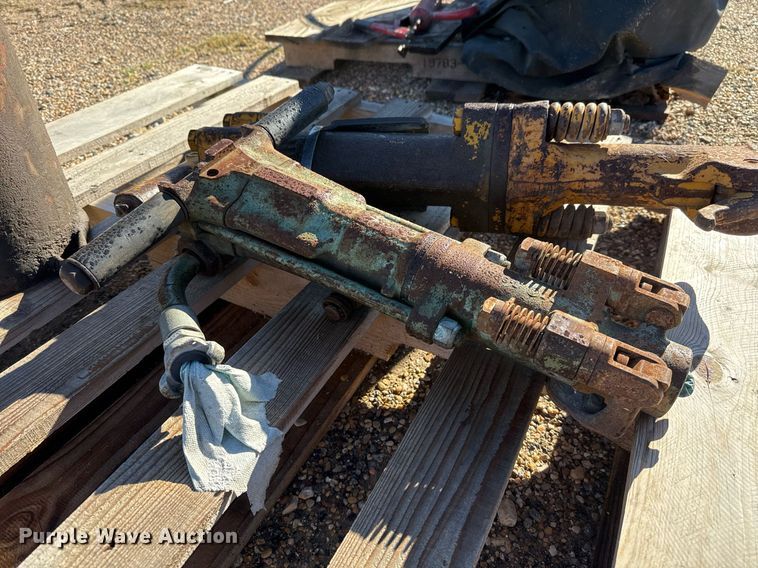 image for item EJ3189 Tools