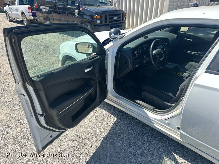 image for item EJ4863 2018 Dodge Charger Police