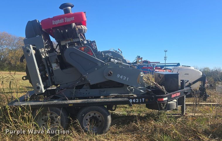 image for item EK2363 2014 Zip-It AZ 500 B203 cold planer