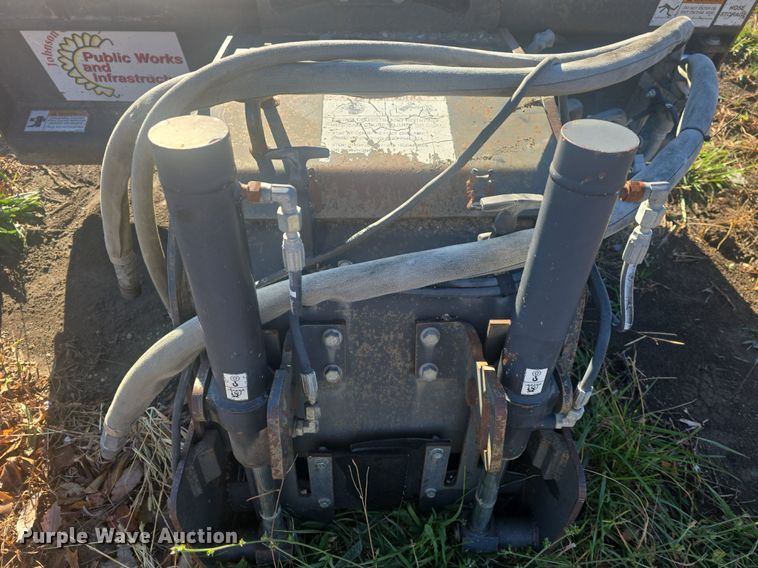 image for item EK2364 2013 Bobcat 18PLA Planer  skid steer planer attachment 
