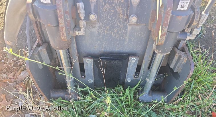image for item EK2364 2013 Bobcat 18PLA Planer  skid steer planer attachment 