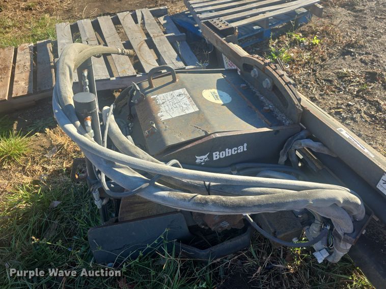 image for item EK2364 2013 Bobcat 18PLA Planer  skid steer planer attachment 