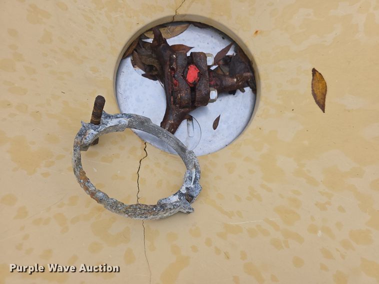 image for item EK2366 2012 Vicon PS403 spreader