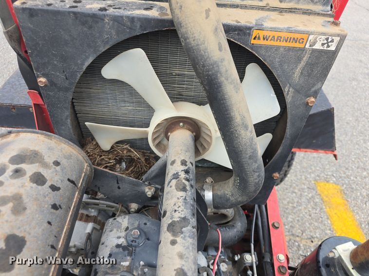 image for item EK2367 Toro Groundsmaster 325D core pulverizer