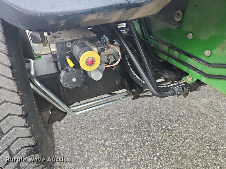 image for item EK2368 2013 John Deere 7700 Precision Cut reel mower