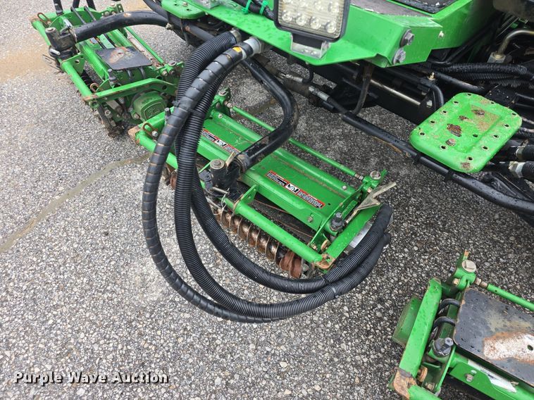 image for item EK2368 2013 John Deere 7700 Precision Cut reel mower