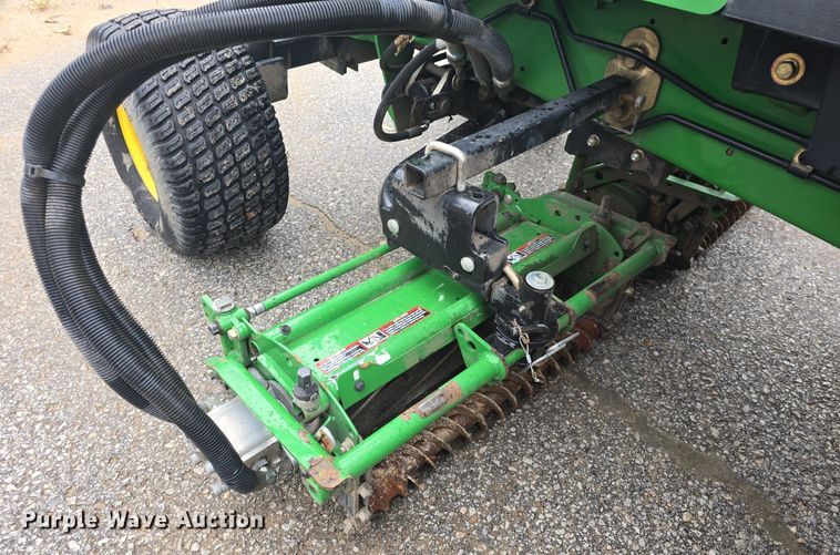 image for item EK2368 2013 John Deere 7700 Precision Cut reel mower