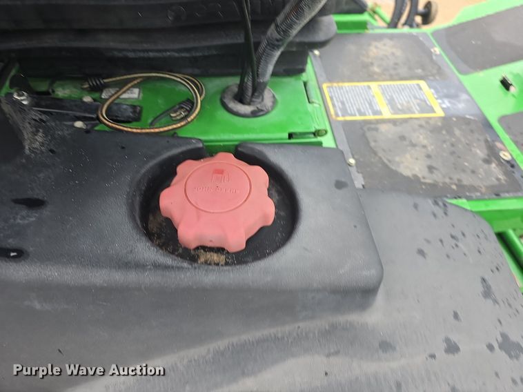 image for item EK2368 2013 John Deere 7700 Precision Cut reel mower