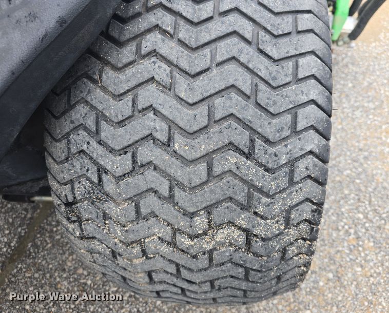 image for item EK2368 2013 John Deere 7700 Precision Cut reel mower