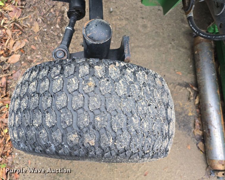 image for item EK2369 2013 John Deere 7700 Precision Cut reel mower