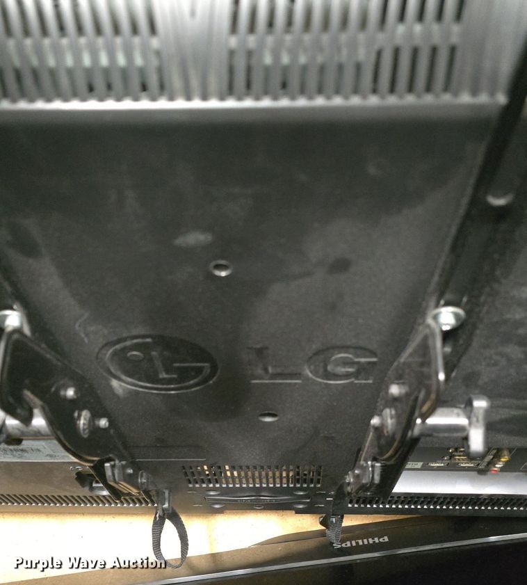 image for item EK2394 10 televisions