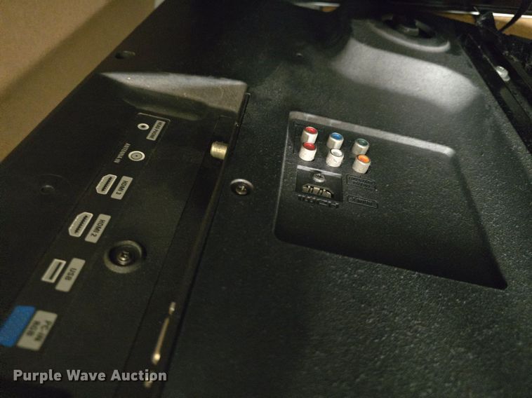 image for item EK2394 10 televisions