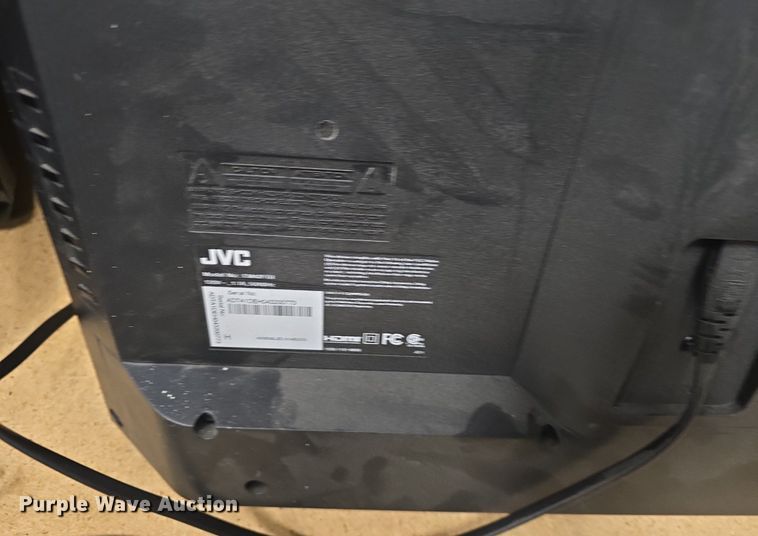 image for item EK2394 10 televisions