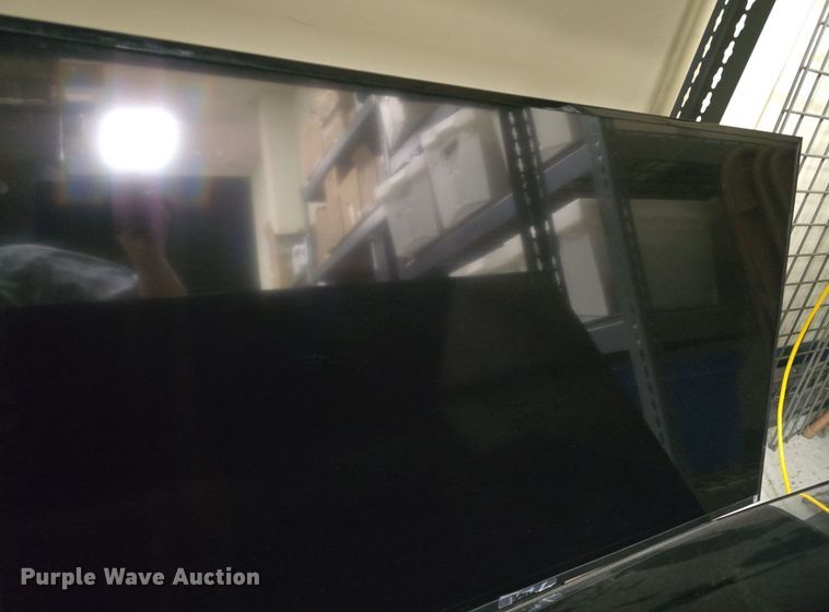 image for item EK2394 10 televisions