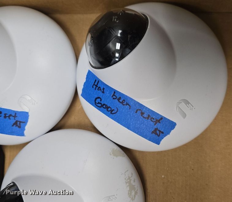 image for item EK2404 (5) security cameras