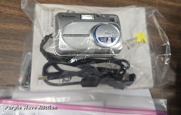 image for item EK2408 (10) cameras
