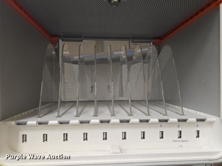 image for item EK2412 (2) Griffin 37287 multidocks