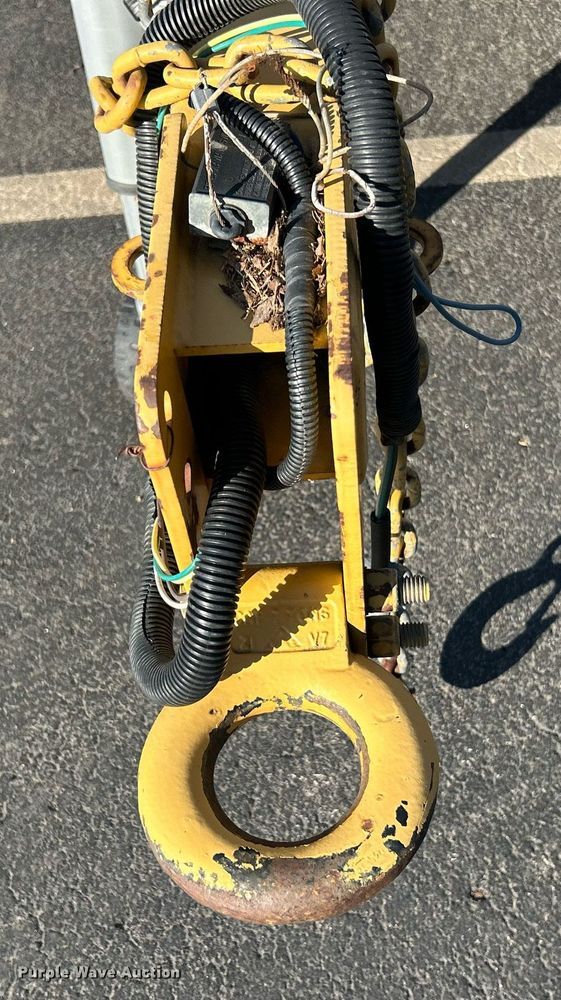 image for item EK3636 2013 Bonnell Titan Leaf Pro RCH leaf vacuum truck loader