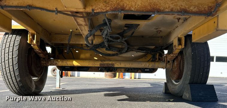 image for item EK3636 2013 Bonnell Titan Leaf Pro RCH leaf vacuum truck loader