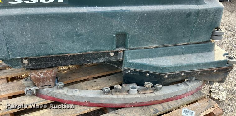 image for item EK3648 Speed Scrub 3301 floor scrubber