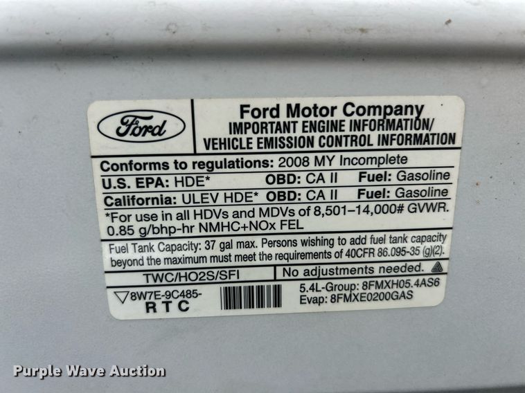 image for item EK3677 2008 Ford E350 Super Duty shuttle bus
