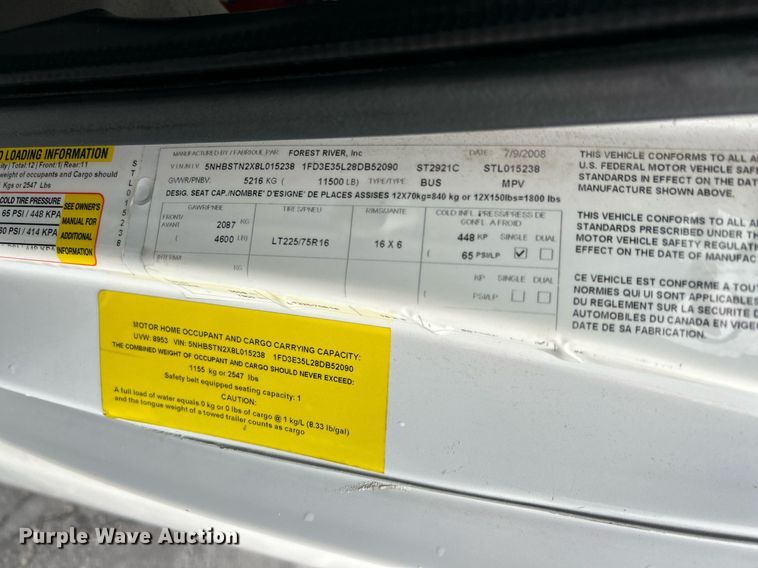 image for item EK3677 2008 Ford E350 Super Duty shuttle bus