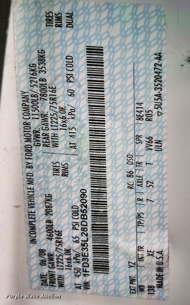 image for item EK3677 2008 Ford E350 Super Duty shuttle bus