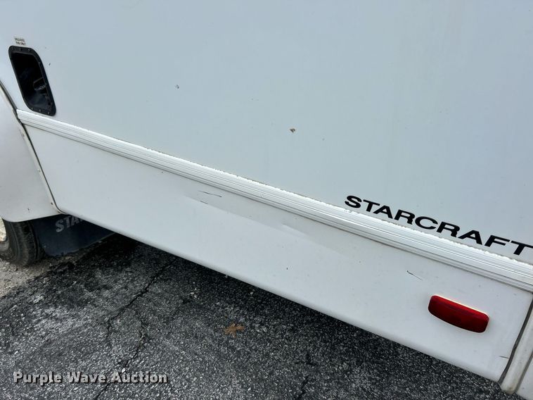 image for item EK3678 2008 Ford E350 Super Duty shuttle bus