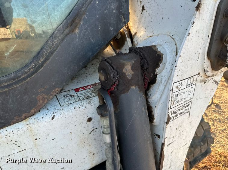 image for item EN2546 2012 Bobcat T750 tracked skid steer loader