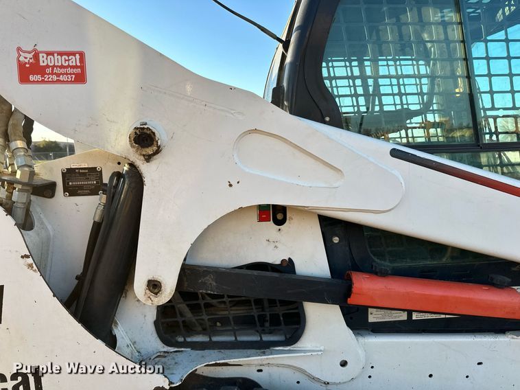 image for item EN2546 2012 Bobcat T750 tracked skid steer loader