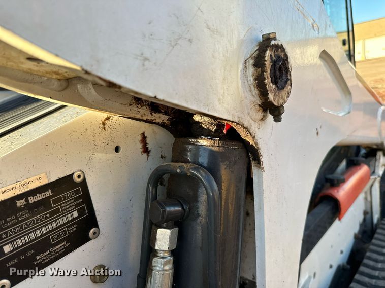 image for item EN2546 2012 Bobcat T750 tracked skid steer loader