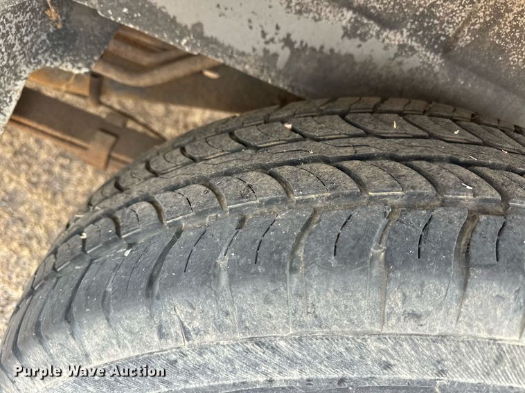 image for item ER8213 1994 Ford Club Wagon van