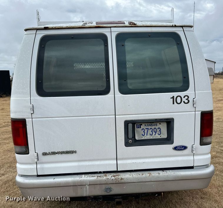 image for item ER8214 1996 Ford Club Wagon van