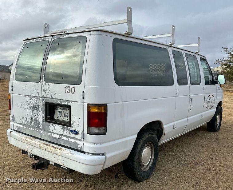image for item ER8216 1994 Ford Club Wagon van