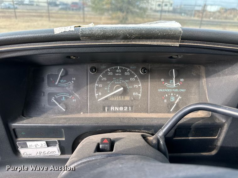 image for item ER8216 1994 Ford Club Wagon van