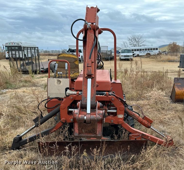 image for item ER8218 Ditch Witch 3610 trencher
