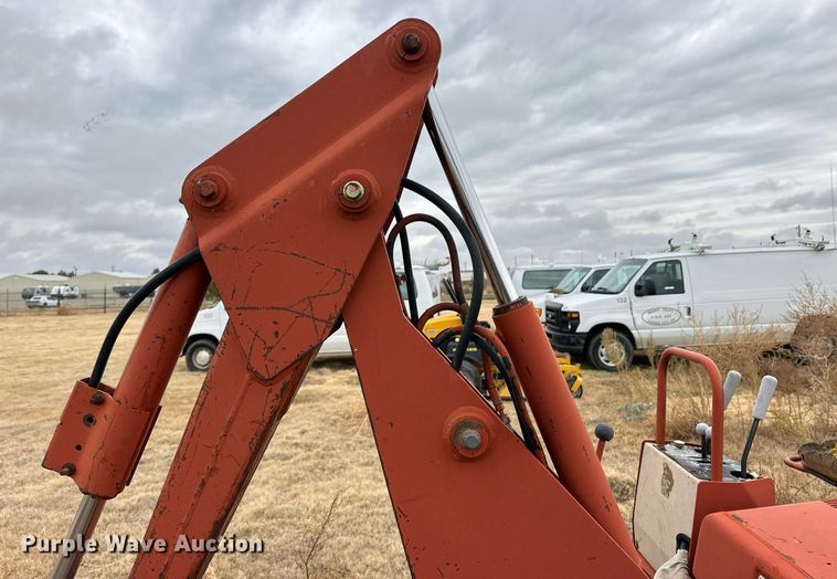 image for item ER8218 Ditch Witch 3610 trencher