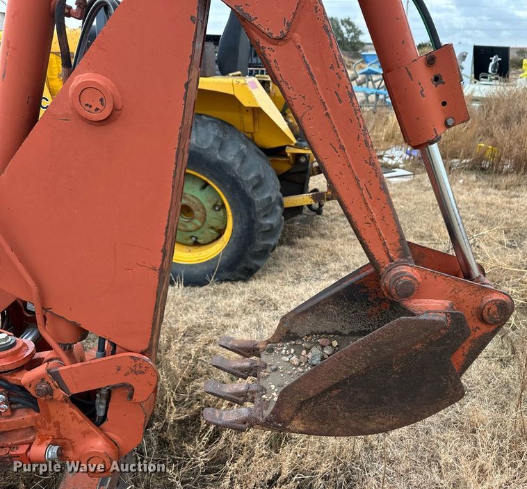 image for item ER8218 Ditch Witch 3610 trencher