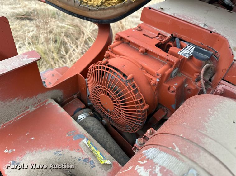 image for item ER8218 Ditch Witch 3610 trencher