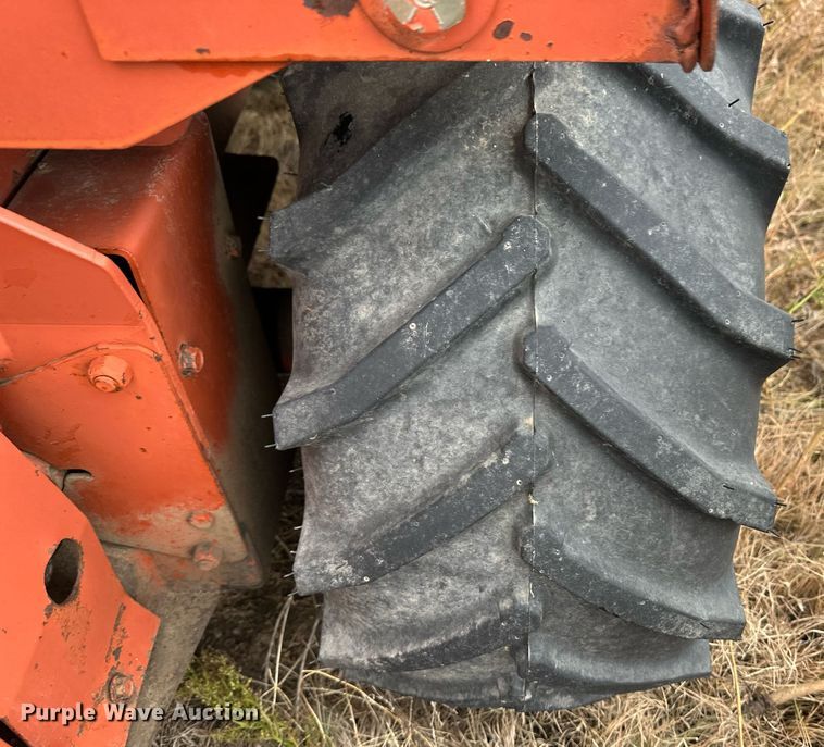 image for item ER8218 Ditch Witch 3610 trencher