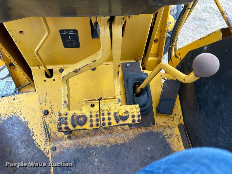 image for item ER8219 1989 John Deere 210C backhoe