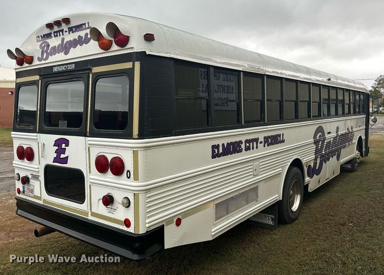 image for item IE9157 2001 Thomas   Saf-T-Liner MVP school bus