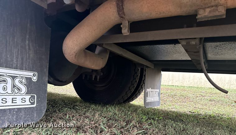 image for item IE9157 2001 Thomas   Saf-T-Liner MVP school bus