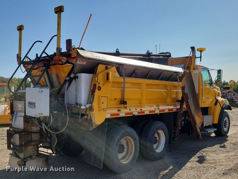 image for item JH9939 2006 Sterling L-Line dump truck