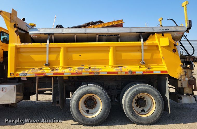 image for item JH9939 2006 Sterling L-Line dump truck