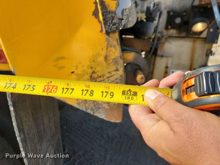 image for item JH9939 2006 Sterling L-Line dump truck