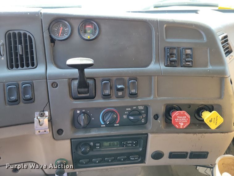 image for item JH9939 2006 Sterling L-Line dump truck