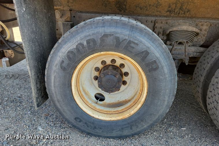 image for item JH9939 2006 Sterling L-Line dump truck