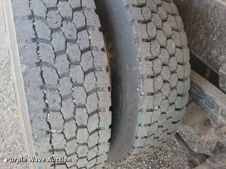 image for item JH9939 2006 Sterling L-Line dump truck