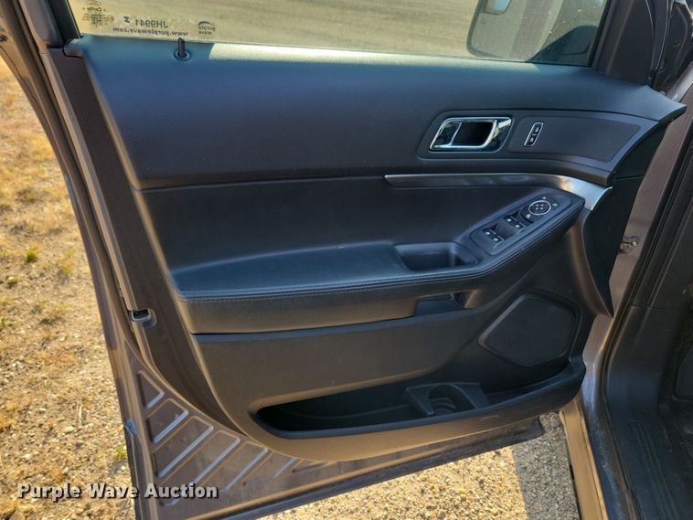 image for item JH9941 2016 Ford Explorer Police Interceptor SUV